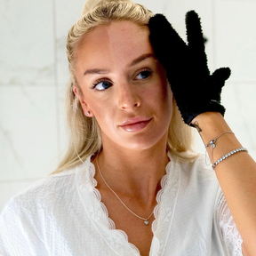 Melaras Abschminkhandschuhe